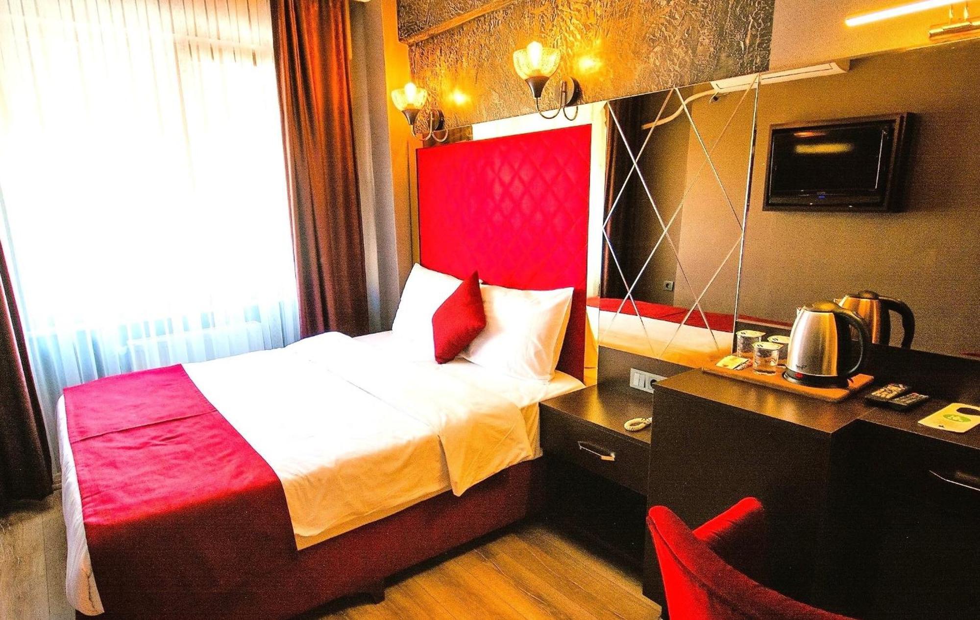 Kaya Royal Tiyatro Caddesi Otel 3*